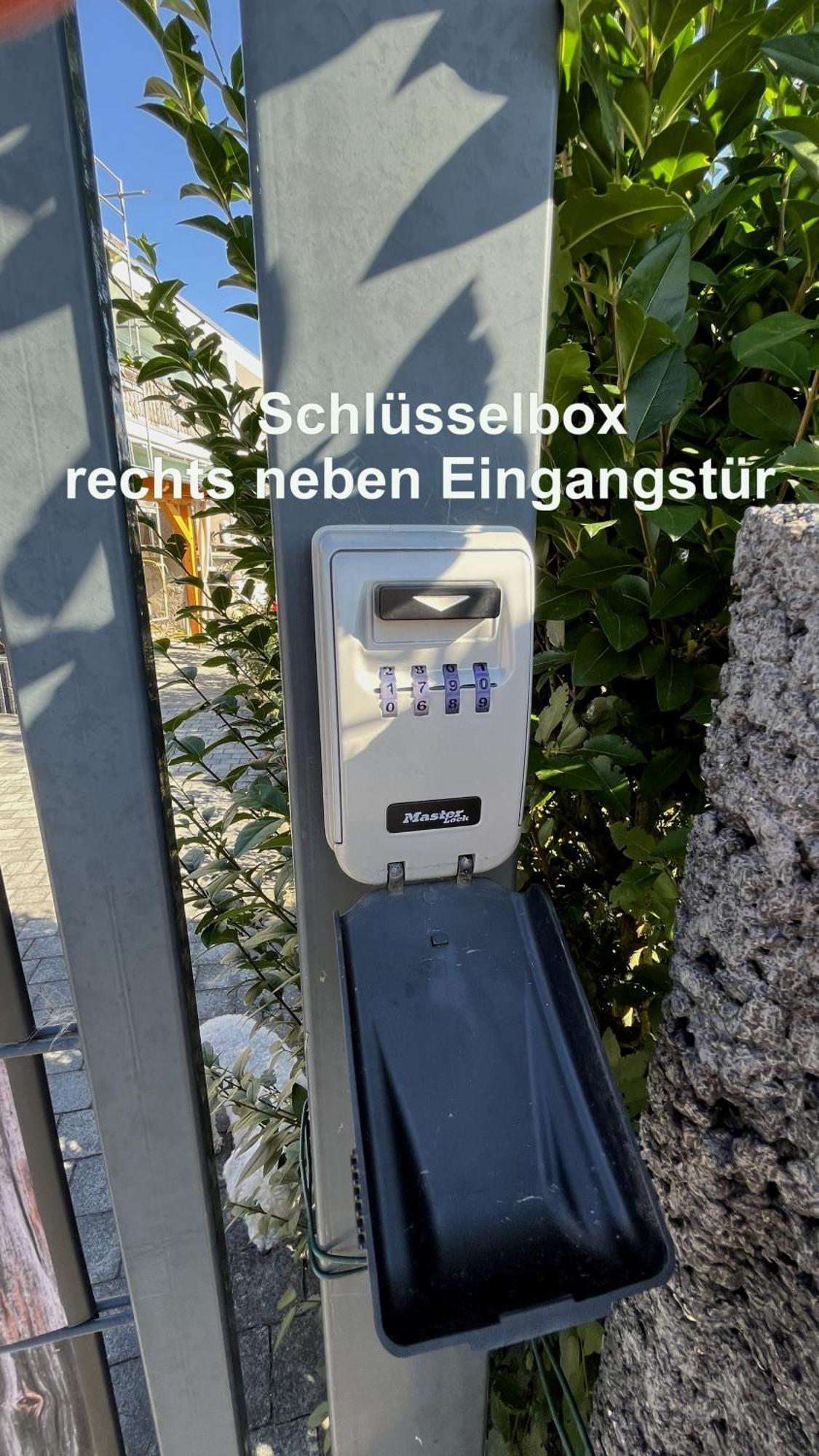 - An Den Elbwiesen *